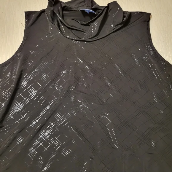 Blouse - Picture 2 of 2